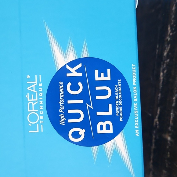 2 boxes of L'OREAL QUICK BLUE BLEACH (each box has 12 individual packages) - Picture 2 of 10